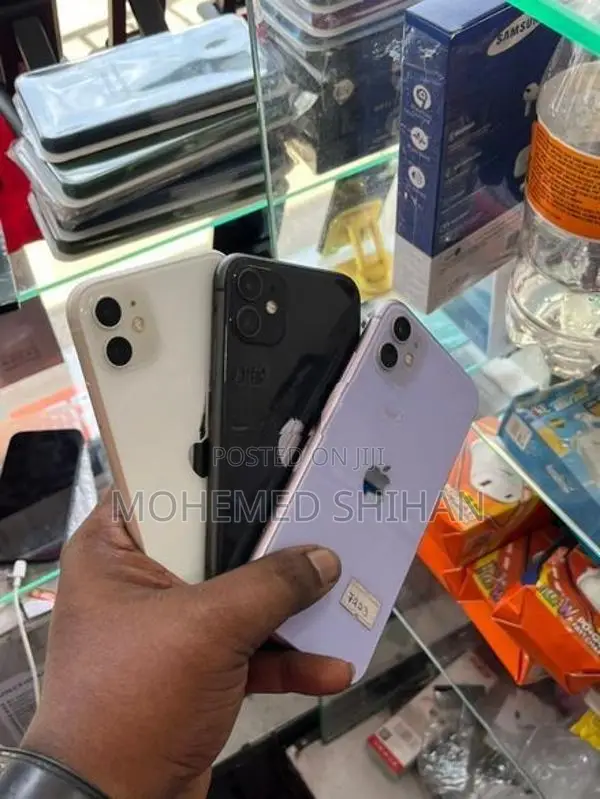 Apple iPhone 11 (Used)