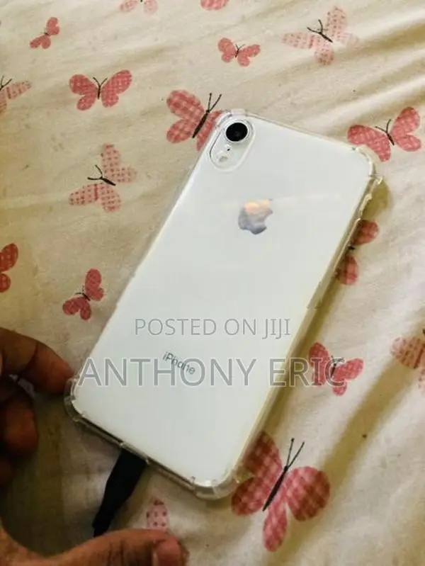 Apple iPhone XR (Used)