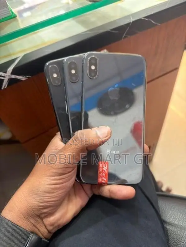 Apple iPhone X 64GB (Used)