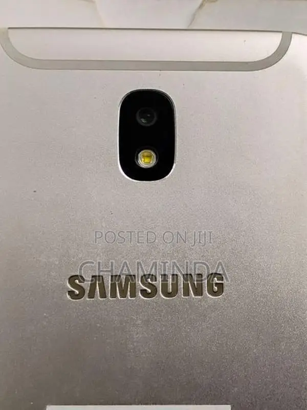Samsung Galaxy J7 Pro (Used)