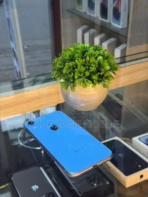 Apple iPhone XR 128GB (Used)