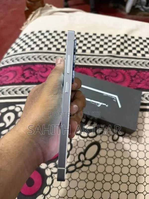 Samsung Galaxy S25 Ultra (Used)