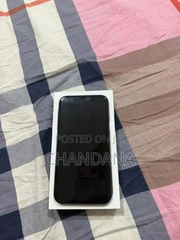 Apple iPhone 11 (Used)