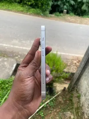 Apple iPhone 13 White (Used)