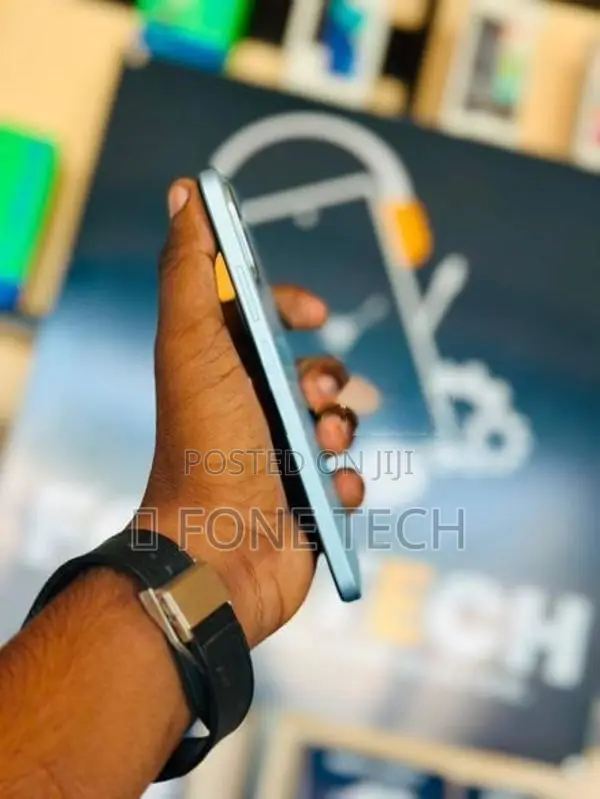 Oppo A18 128GB (Used)