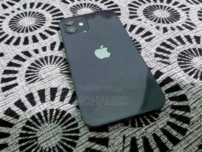 Apple iPhone 12 (Used)