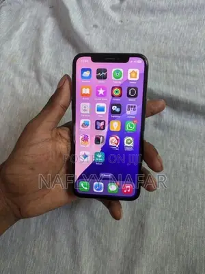 Apple iPhone XS 256GB (Used)