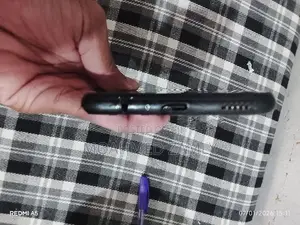 Samsung Galaxy A04e (Used)