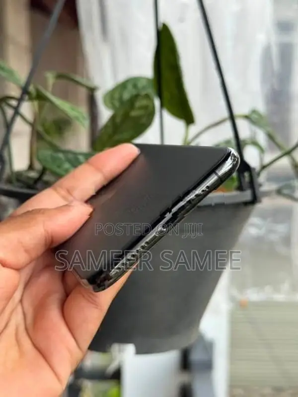 Apple iPhone 11 Pro (Used)