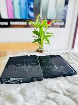 Samsung Z Fold 4 (Used)