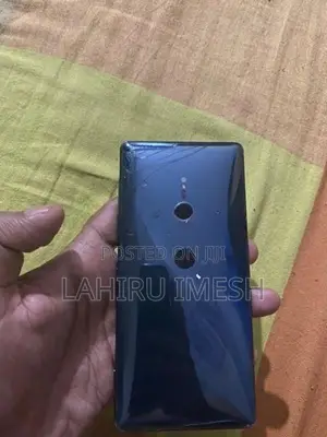 Sony Xperia XZ2 4GB 64GB (Used)