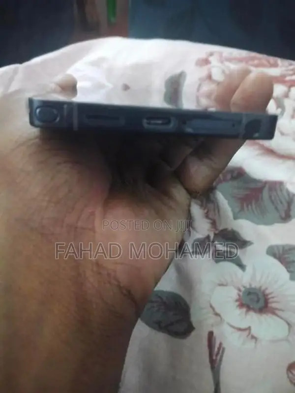 Samsung Galaxy S25 Ultra (Used)