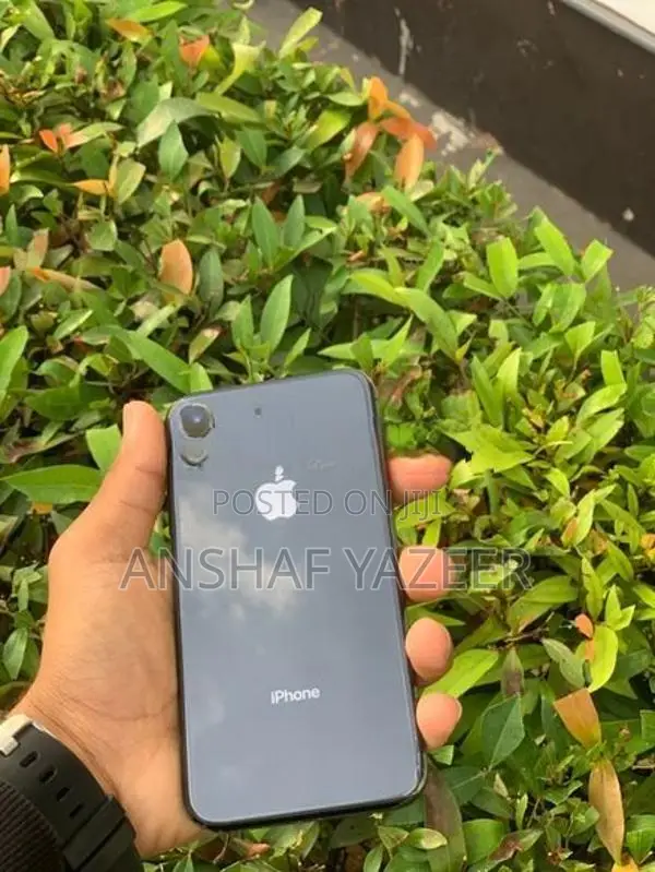 Apple iPhone X For Parts (Used)
