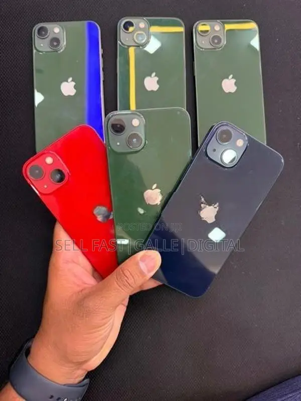 Apple iPhone 13 (Used)