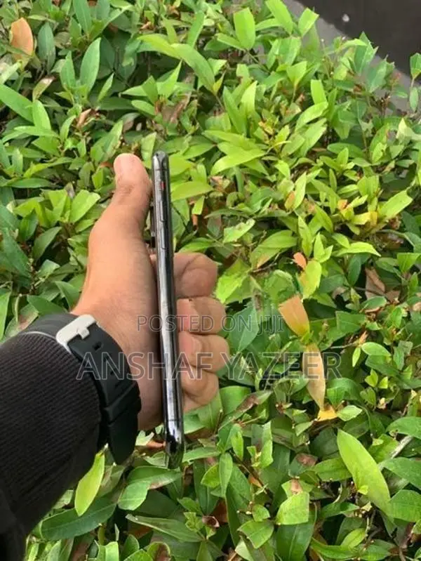 Apple iPhone X For Parts (Used)