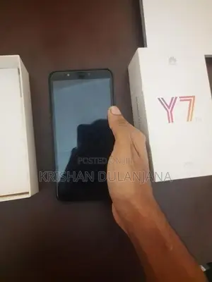 Huawei Y7 Pro (Used)