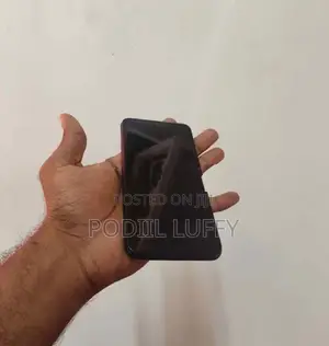 Apple iPhone XR (Used)