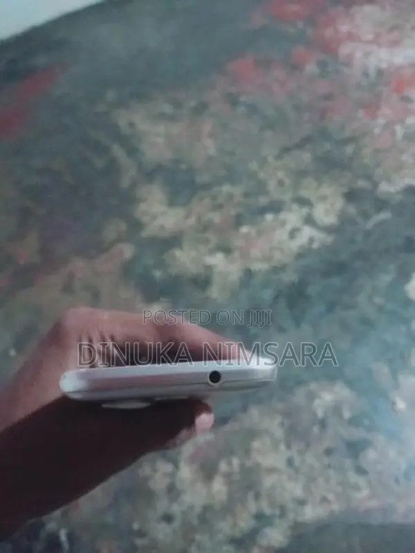 Samsung Galaxy J1 (Used)