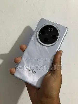 iqoo Z10 256GB (Used)