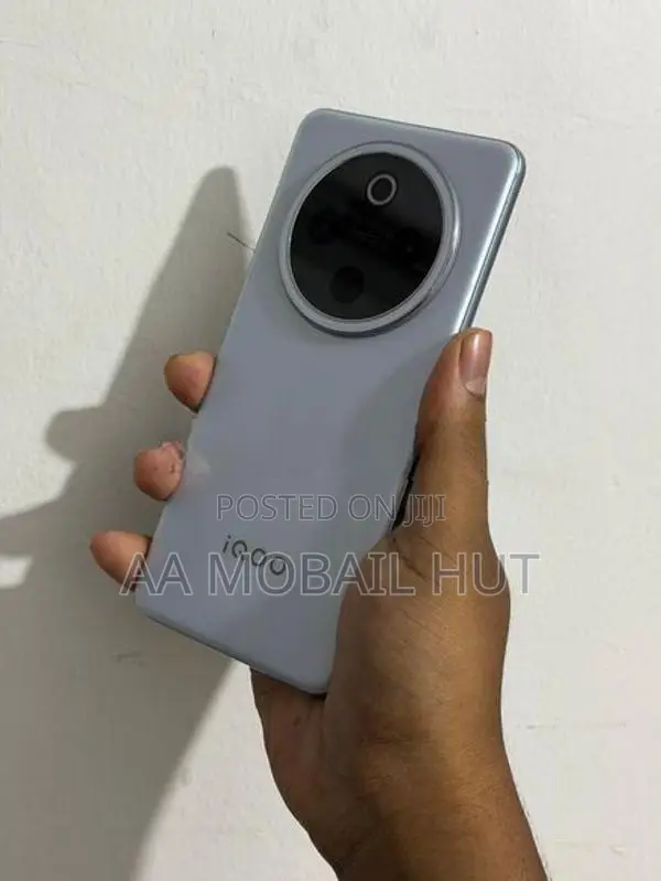 iqoo Z10 256GB (Used)