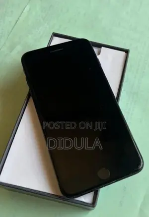 Apple iPhone 7 Plus 128GB (Used)