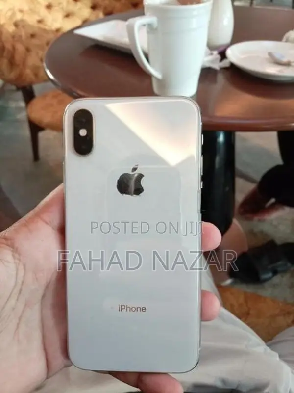 Apple iPhone X (Used)