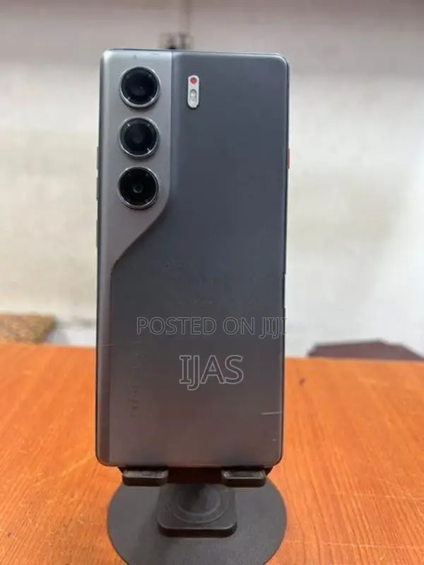 Tecno Camon 40 (Used)
