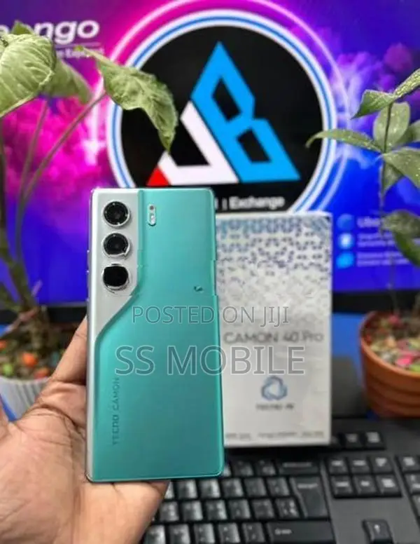 Tecno Camon40 Pro 256GB (Brand New)