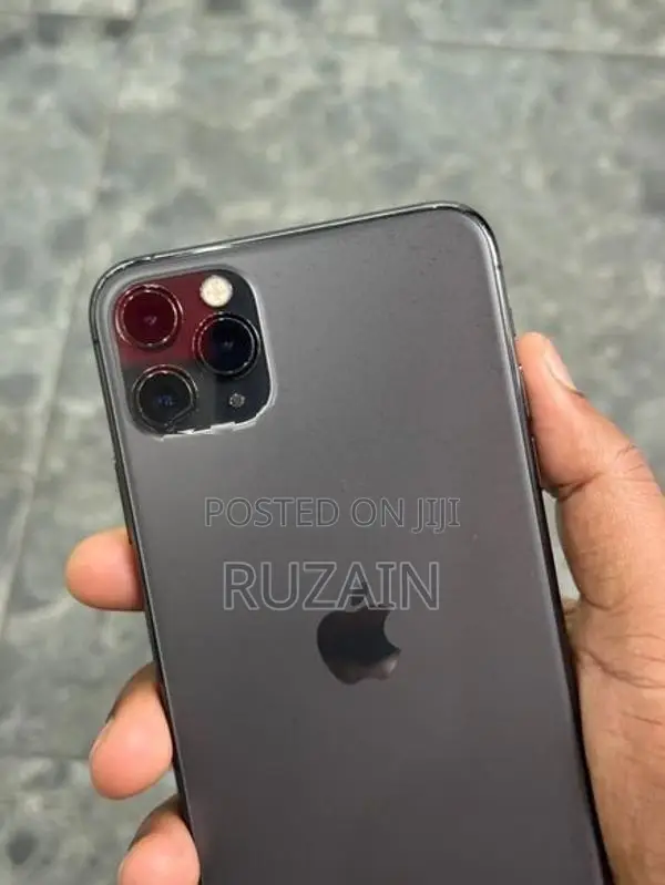 Apple iPhone 11 Pro Max (Used)