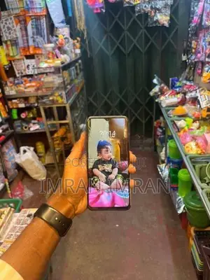 Vivo V20 8+4GB Ram 128GB (Used)