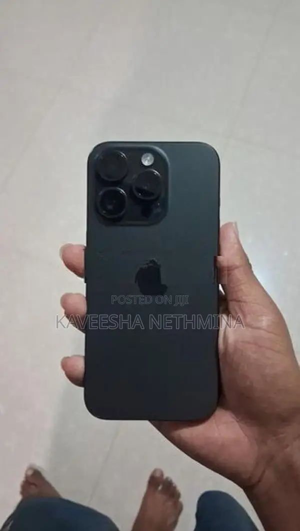 Apple iPhone 15 Pro (Used)
