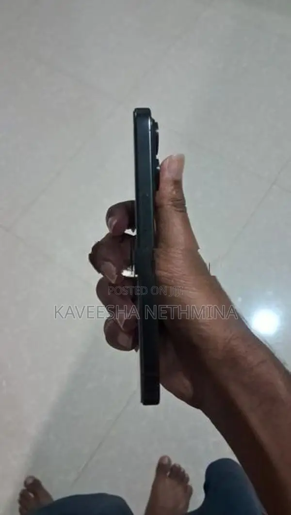 Apple iPhone 15 Pro (Used)