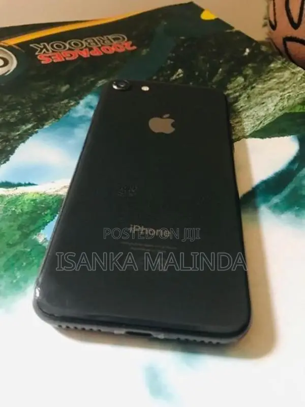 Apple iPhone 8 I cloud lock (Used)