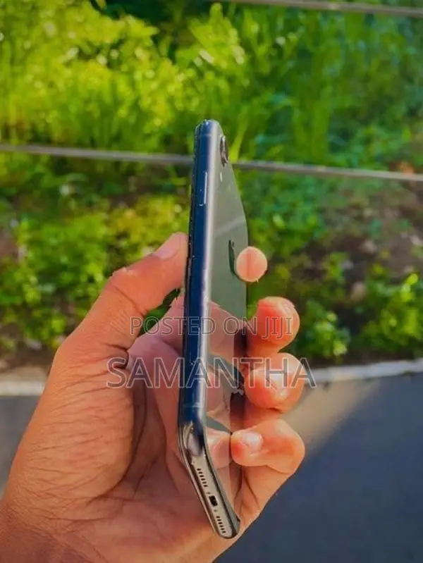 Apple iPhone XR 128GB (Used)