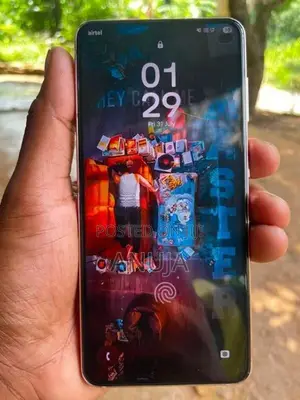Samsung Galaxy S21 8GB (Used)