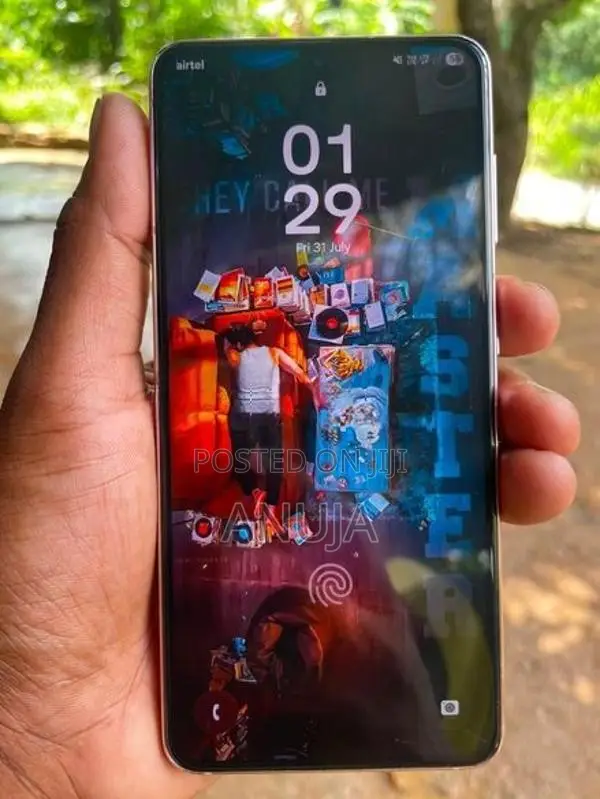 Samsung Galaxy S21 8GB (Used)