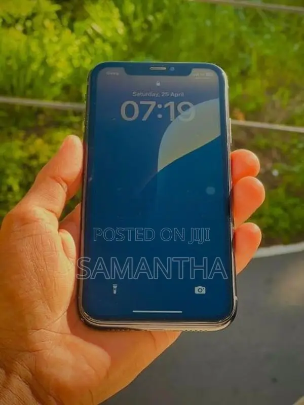 Apple iPhone XR 128GB (Used)