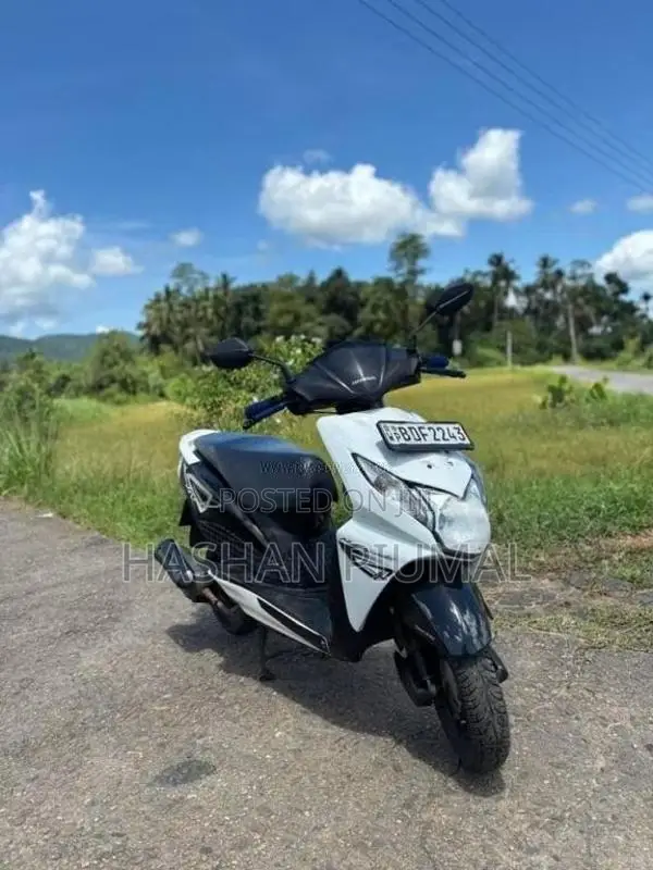 Honda Dio 2015 Motorbike (Used)