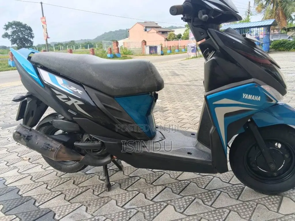 Yamaha Ray Zr 2017 Motorbike (Used)