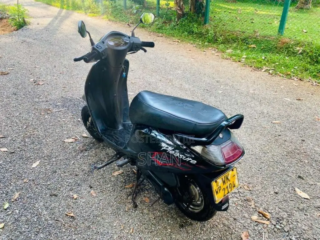 Hero Pleasure 2011 Motorbike (Used)