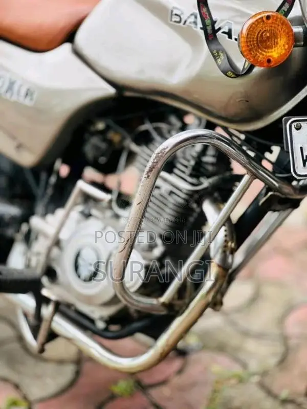 Bajaj Boxer 2003 Motorbike (Used)