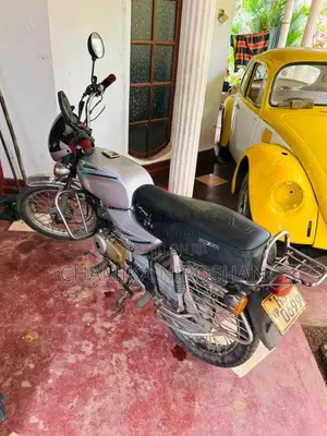 Bajaj Boxer 2003 Motorbike (Used)