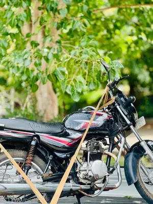Bajaj CT-100 2015 Motorbike (Used)