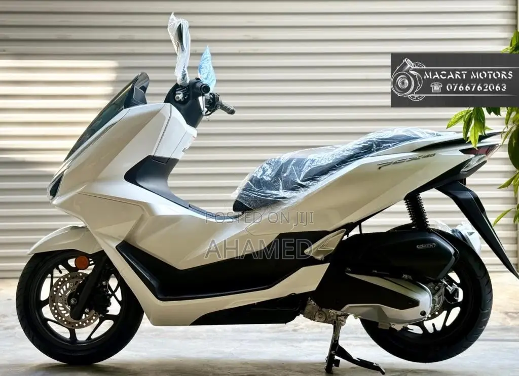 Honda Pcx 160 2025 Motorbike Brand New