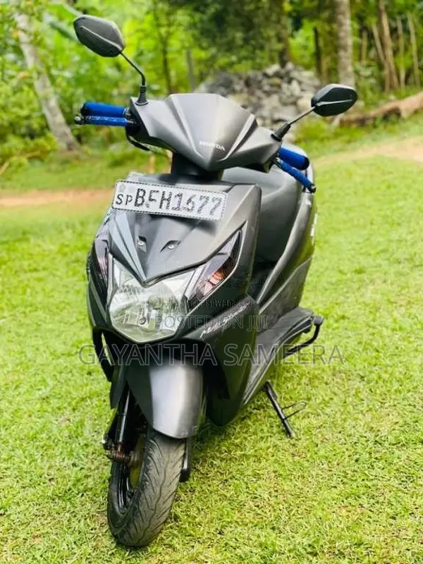 Honda Dio 2017 Motorbike (Used)