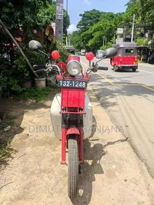 Yamaha 90 2005 Motorbike (Used)