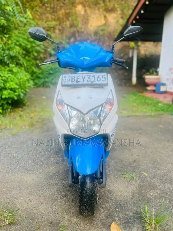Honda Dio 2017 Motorbike (Used)