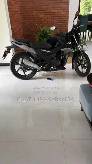 TVS Raider 2025 Motorbike (Used)
