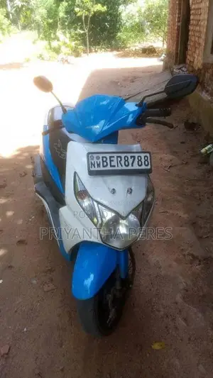 Honda Dio 2014 Motorbike (Used)