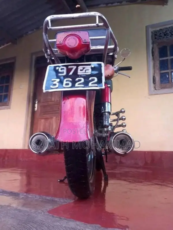 Honda CD 125 Tiwn 1984 Motorbike (Used)